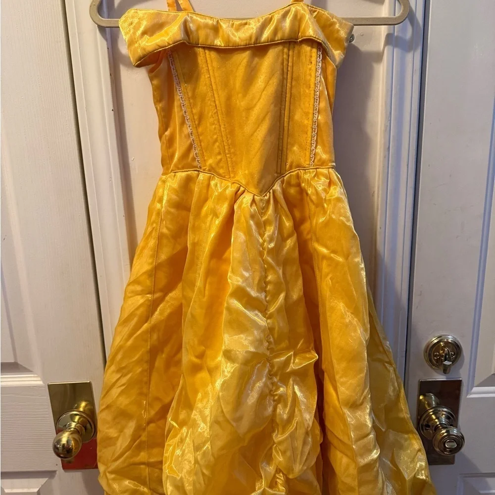 Diseños Candy's Belle from Beauty & the Beast Ball Gown
